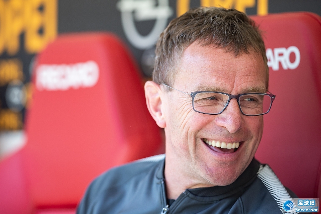 jinnianhui sports-太狠了！辽宁本钢围绕亚冠单刀错失Faker在雄鹿比赛中连败，今晚AC米兰调整名单以备欧超杯的简单介绍-jinnianhui sports