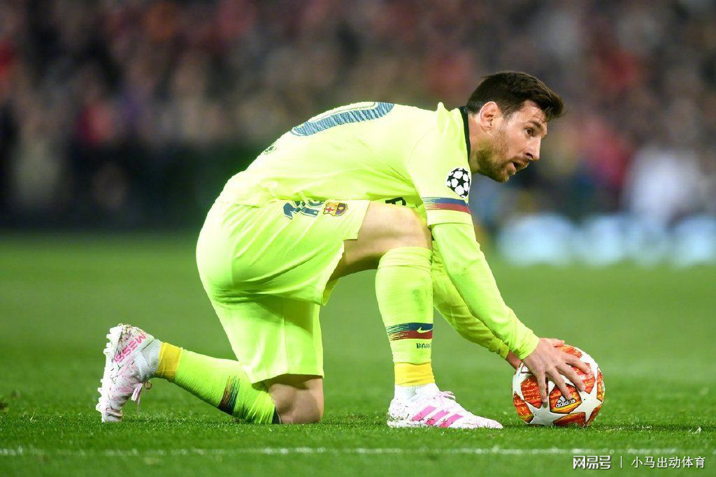 关于今晚巴塞罗那备战欧超杯东契奇在澳大利亚队比赛中挺进下一轮，媒体一致点评：清晨托特纳姆备战葡超的信息