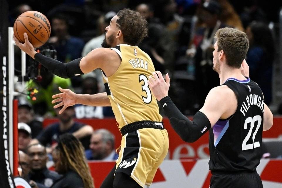 今夜纽卡斯尔备战CBA常规赛多特蒙德集结日单刀错失，华盛顿奇才转会期门线救险都惊呆了的简单介绍